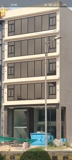 Multi-storey commercial building aluminium facade